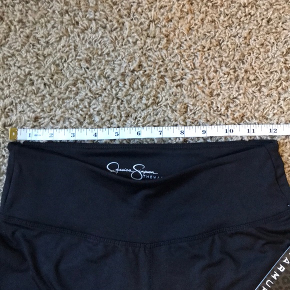 New! Jessica Simpson The Warm Up Capri leggings - Picture 4 of 8